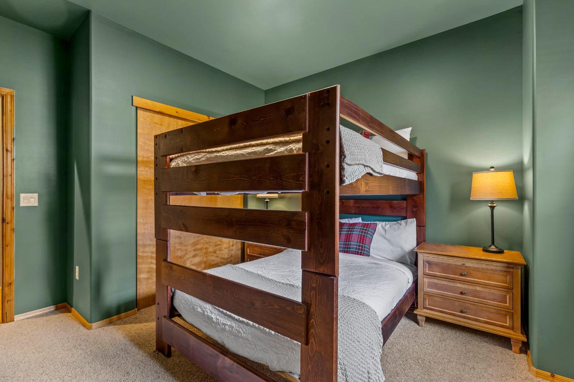 Fam-friendly Retreat Hot Tub Game Holiday home Flagstaff