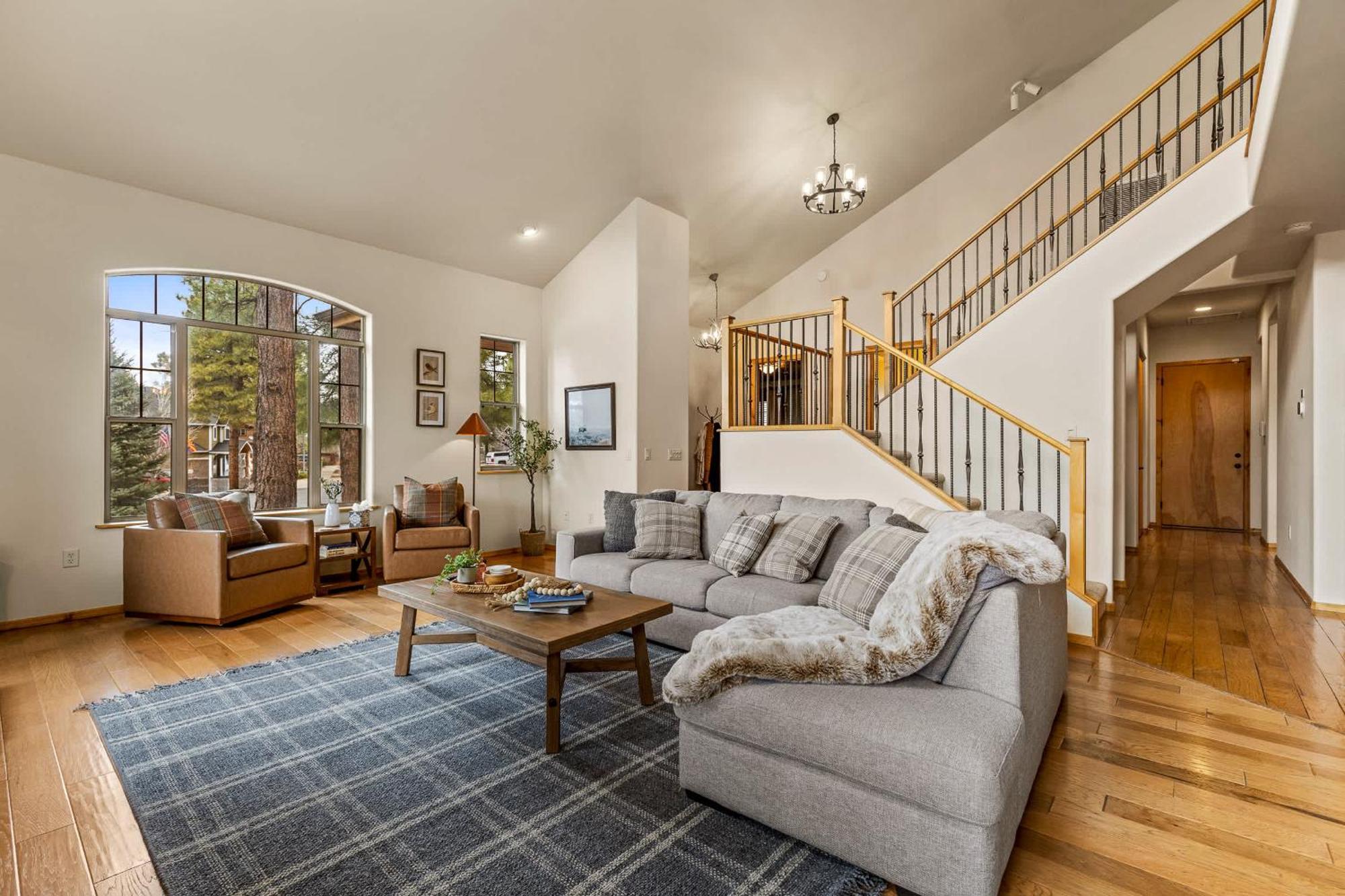 Fam-friendly Retreat Hot Tub Game Holiday home Flagstaff